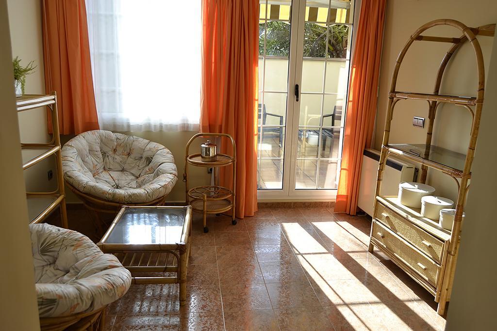 Apartamento Plaza Mayor トルヒーリョ エクステリア 写真