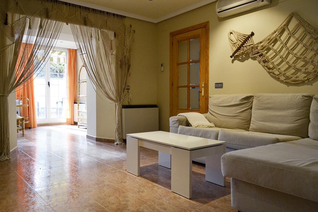 Apartamento Plaza Mayor トルヒーリョ エクステリア 写真